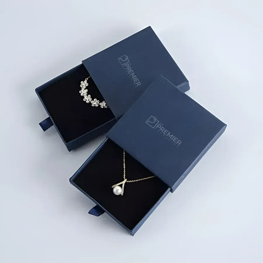 van cleef necklace box
